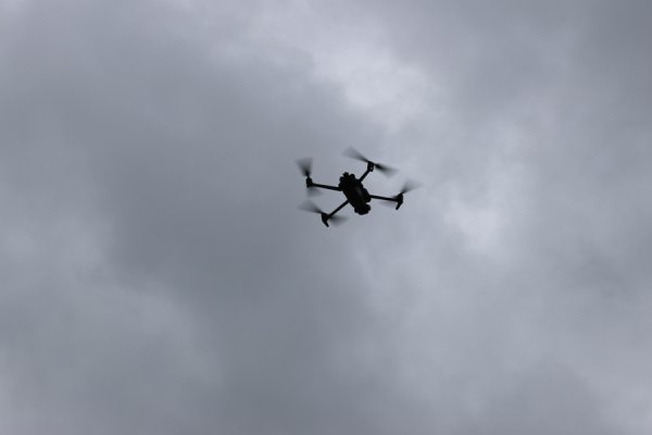 骆驼优配门店 警用无人机加入行动，闵行警方精准治理非机动车乱骑行